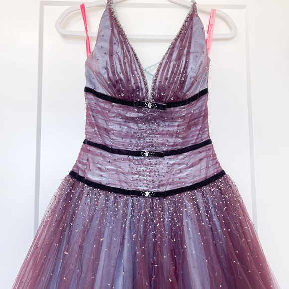 Grad/Prom/Occasion Tulle Dress - Picture 7 of 7